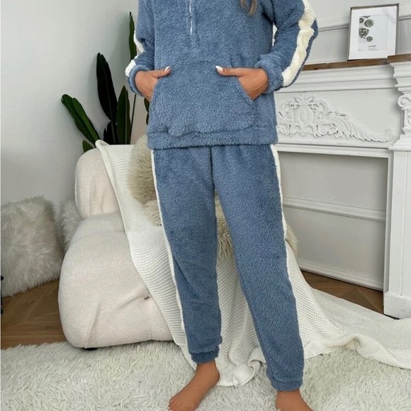 Half zip sweater and matching pants Size L 8/10 - Picture 2 of 5